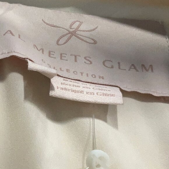 GAL MEETS GLAM COLLECTION Hayley Ruffle Detail Long Sleeve Dress In Cream white - Picture 5 of 8